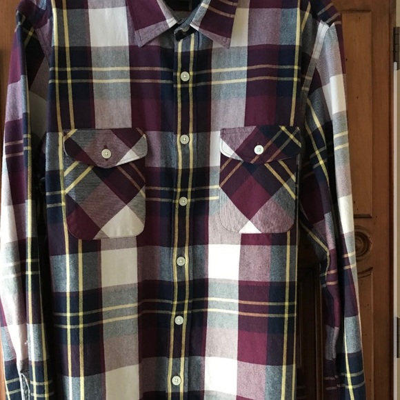Men’s J.Crew Flannel - Picture 2 of 2